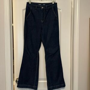 Old Navy Flare Trouser Jeans extra high rise - 360 stretch